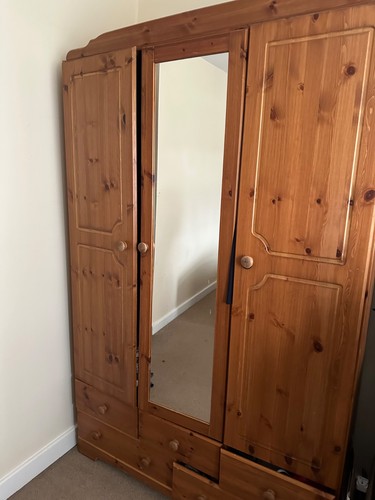 wardrobe