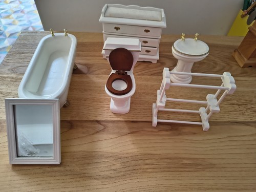 Dolls house furniture bathroom - furniture,