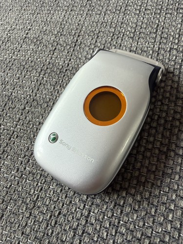 Sony ericsson z200 flip - sony,