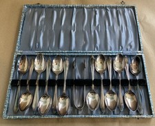 Vintage Cased Set of 12 x