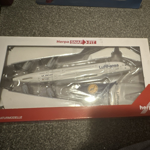Herpa lufthansa airbus a380 - herpa,