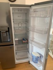 lg american fridge freezer with ice maker