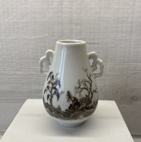 Vintage franklin mint mini urn - mint,