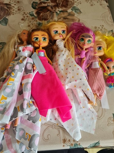 Used dolls house - dolls,