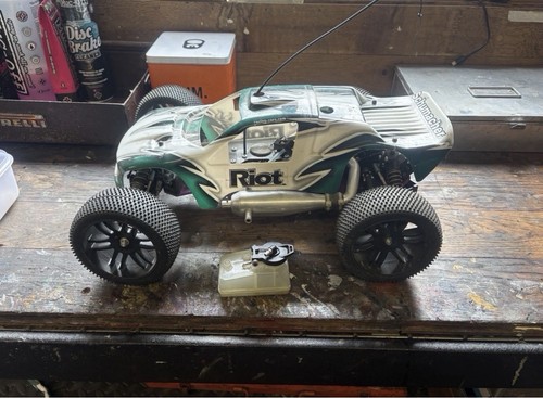 Schumacher riot x18 - x18, nitro