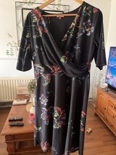 Ladies Size 18 Joe Brown Dress
