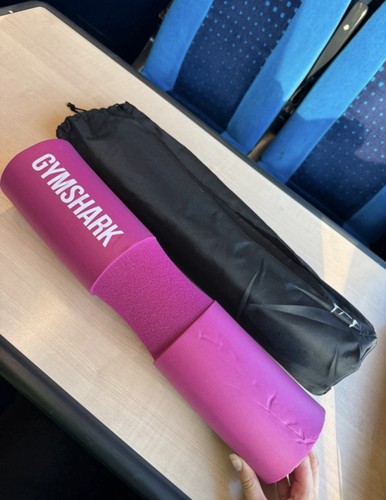 Gymshark pink barbell pad foam - pink,