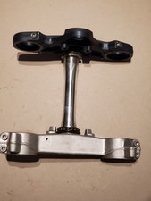 Aprilia RSV 1000r GEN2 Yoke