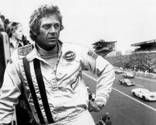 Steve McQueen on Le Mans set