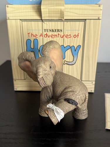 Tuskers elephant 90770 kiss - tuskers,