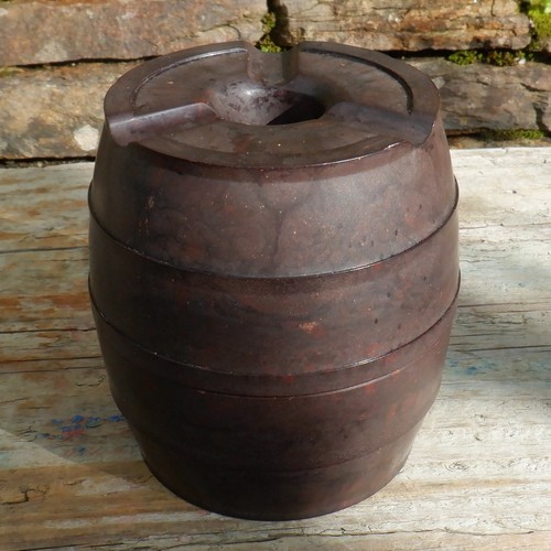 Vintage bakelite velos - vintage, ash