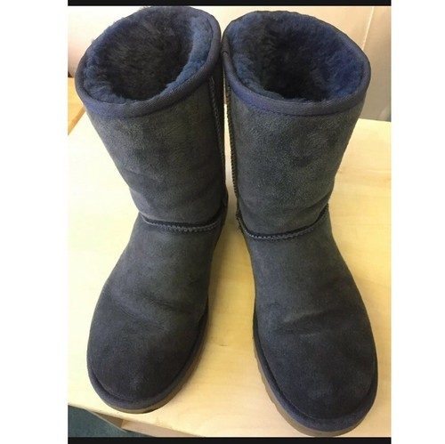 Navy ugg boots short 5 - navy, 5.5