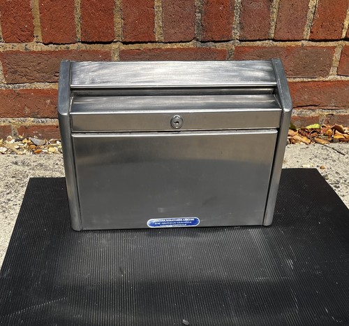 Stainless steel - stainless,
