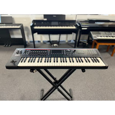 Roland Fantom-06 Music