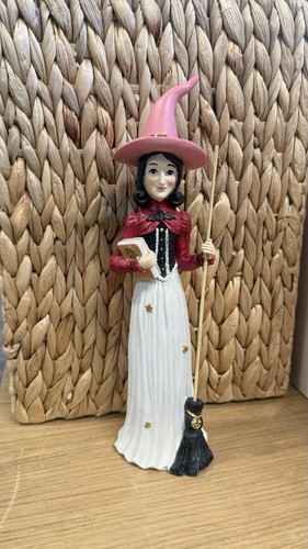 Halloween pink witch figurine - pink,