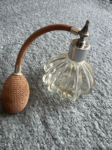 Vintage perfume atomiser glass - vintage,