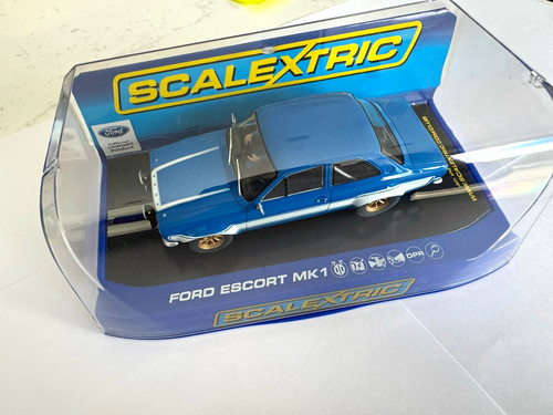 Scalextric ford escort mk1 - scalextric,