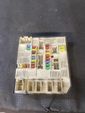 2011 RENAULT MEGANE FUSE BOX