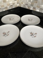 Noritake Dinnerware Plates for 8 Servings Pattern Margot 5605