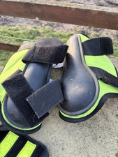 Hi Viz Fluorescent Brushing