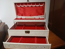 Vintage MELE 3 Tier Jewellery