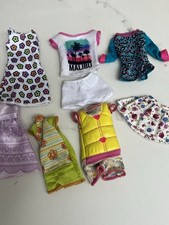 Barbie skipper clothes bundle - barbie,