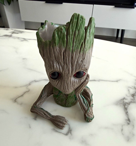 Small plastic tree face - tree,
