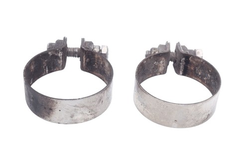 Exhaust manifold clamp pipe