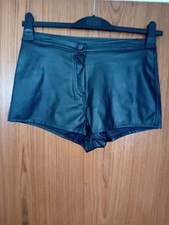 LADIES BEAUTIFUL BLACK FAUX LEATHER HOT PANTS SHORTS SIZE 14 BNWOT