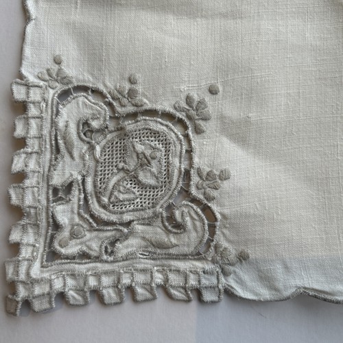 Vintage embroidered white - vintage,