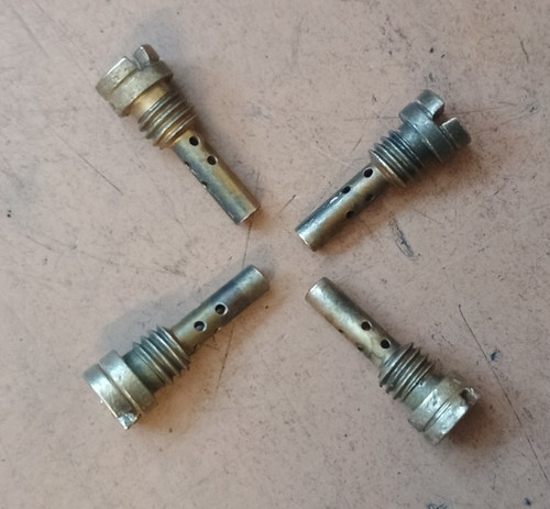 Auxiliary nozzle from - nozzle,