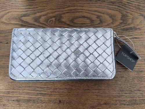 Lovely silver leather wallet - leather,