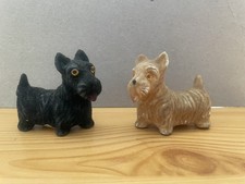 RARE VINTAGE FLOCKED VELVET SCOTTISH TERRIER DOGS  G HONG KONG