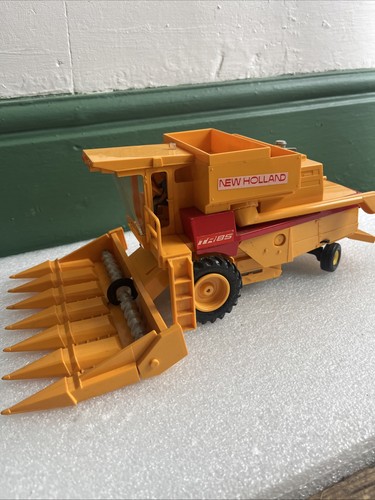 Britains new holland tr85 - britains,