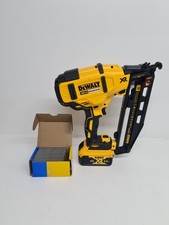 DEWALT DCN660 XR 18V Brushless
