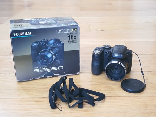 Fujifilm finepix s2950 0mp - fujifilm,