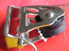 Ronstan Ball Bearing 20mm Pivoting Lead Block – New on Card – RF20174