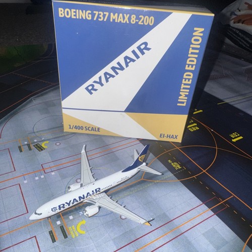 Ryanair b737 max - b737, (ei-hax)