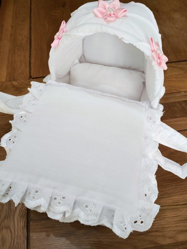 Tiny hooded carry crib - hooded,