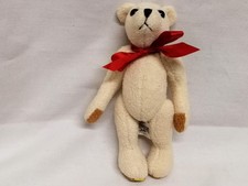 Merrythought - 7" White