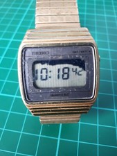 Vintage seiko fo33-5030 lcd mens watch working with nice expandable strap
