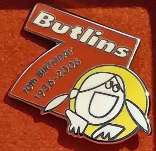 Butlins pin badge - butlins,