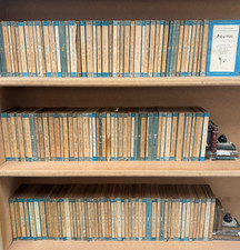 150 Blue Penguin Pelican Vintage Books 1950s Ideal For Decoration Job Lot D4551