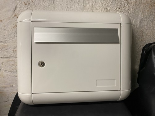 Wesco mailbox white hanging - wesco,