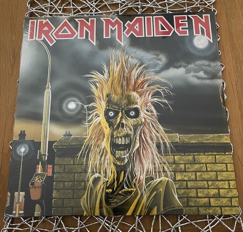 Iron maiden - iron,