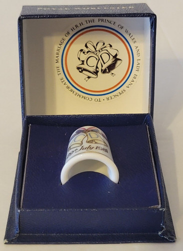 Royal worcester thimble - royal,