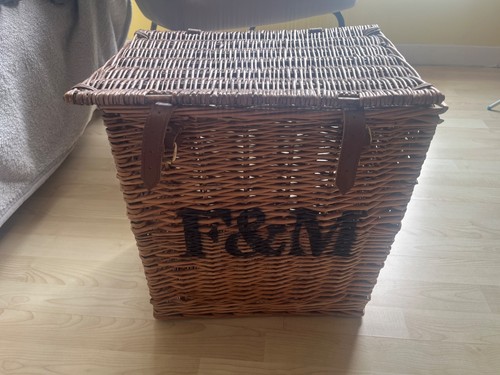 Fortnum mason wicker basket - &,