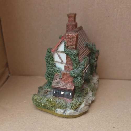 Cottage house resin novelty - house,