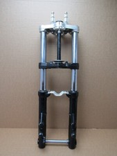 BMW F800GT 2016 33,855 miles front fork tube stanchions Showa (12733)