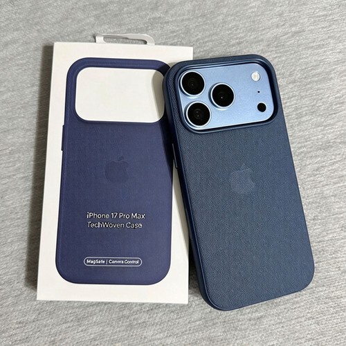 Official genuine magsafe case - genuine,